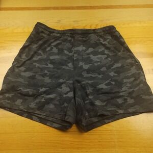 Lululemon Mens Athletic Shorts Camo Size L Elastic Waist Gym Workout